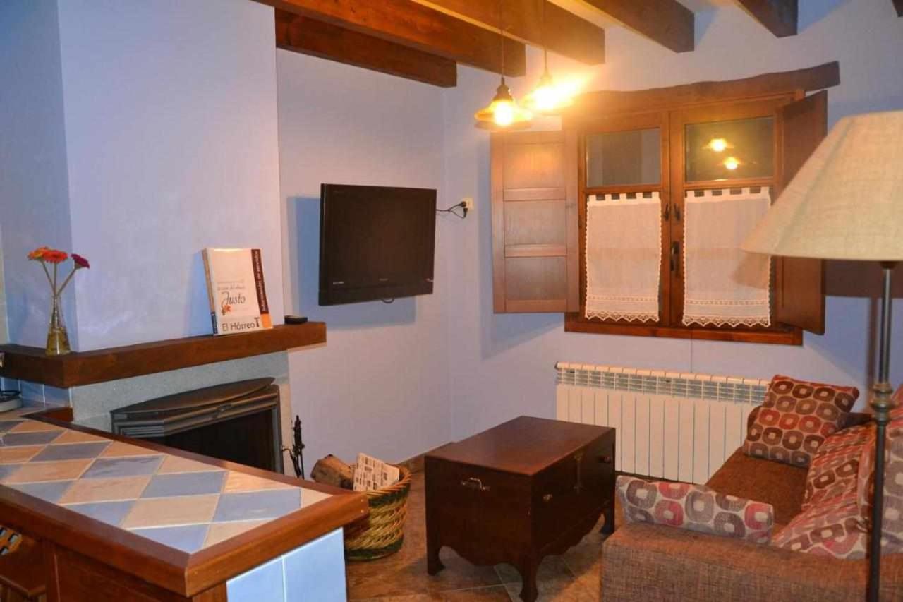 Apartamento La Casa Del Abuelo Justo Minagon エクステリア 写真